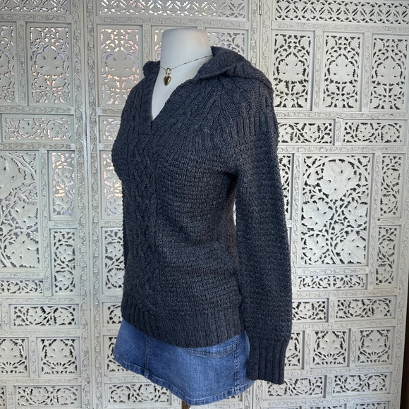Y2K Old Navy Gray Lambs Wool Angora Blend Chunky Hooded Sweater Sz Womens Medium - Picture 5 of 8